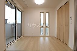 エストレアA 201 2階1LDKのリビング/ダイニング