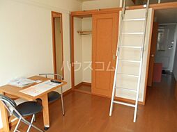 レオパレスエスポワール 210 2階1Kのリビング/ダイニング