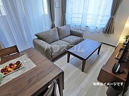 ジェノヴィア文京千駄木 201 2階1LDKのリビング/ダイニング