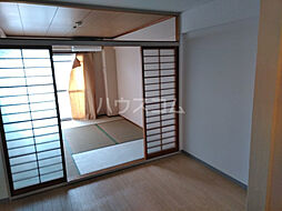 ラセットアベニュー 303 3階1DKのリビング/ダイニング