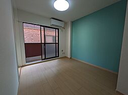 ルビーマウンテン 201 2階ワンルームのリビング/ダイニング