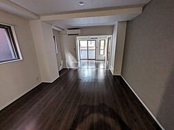 ＶＩＣＴＯＲＩＡ（ヴィクトリア） 1階1LDKのリビング/ダイニング