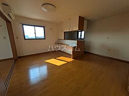 オスタリーパレス 301 3階3LDKのリビング/ダイニング