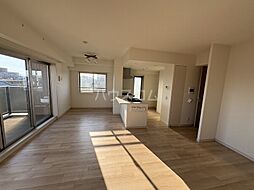 バンベール小牧カーサシティ 401 4階3LDKのリビング/ダイニング