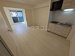 AJ新津田沼 1階1LDKのリビング/ダイニング