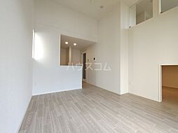 roUte residence E 1階1LDKのリビング/ダイニング