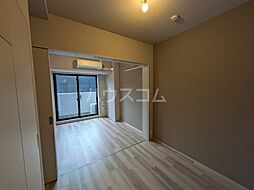 東京メトロ丸ノ内線 四谷三丁目駅 徒歩1分の賃貸マンション 4階1DKのリビング/ダイニング