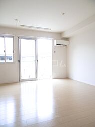 オベルジーヌ　Ｂ 2階1LDKのリビング/ダイニング