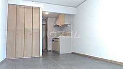 エステートピア大成 305 3階ワンルームのリビング/ダイニング