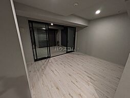 ルミーク北千住 102