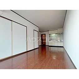 プリムローズマキ　B 302 3階2LDKのリビング/ダイニング