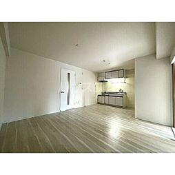 シーズンコート植田南 302 3階3LDKのリビング/ダイニング