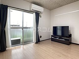 エントピア 201 1階1Kのリビング/ダイニング