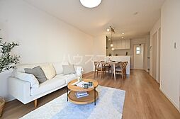 Garden Terrace 市川国分 B 1階3LDKのリビング/ダイニング