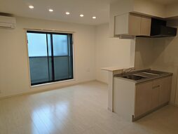 アルバ北久里浜 102 1階1LDKのリビング/ダイニング