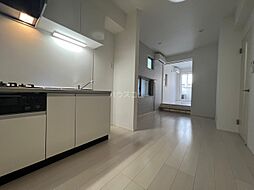 JR片町線(学研都市線) 放出駅 徒歩11分の賃貸アパート 3階1LDKのリビング/ダイニング