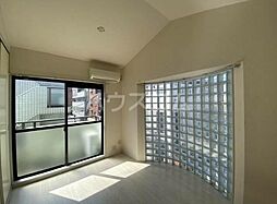 メゾン・ド・フレーズ 301 3階1Kのリビング/ダイニング