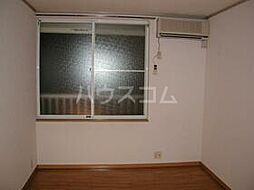 エステートピアひばり 102 1階1Kのリビング/ダイニング