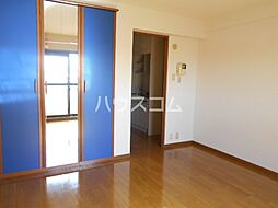 東武伊勢崎線 新伊勢崎駅 3.2kmの賃貸マンション 3階1Kのリビング/ダイニング