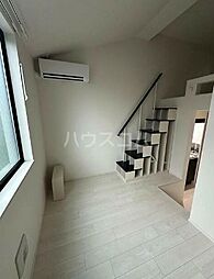 レガーミ 105 1階ワンルームのリビング/ダイニング