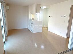 ロハスタウン　III 102 1階2LDKのリビング/ダイニング