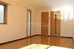 グランデポラリス 01010 1階1Kのリビング/ダイニング