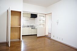 グランディオスＴＮ 3階2LDKのリビング/ダイニング