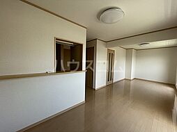 ヨーロピアンシャレー　タカラ 201 2階1LDKのリビング/ダイニング