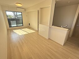 インフィニティ　Ｖ 203 2階2LDKのリビング/ダイニング