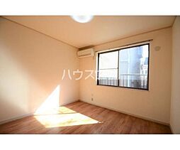 エステートピア27 1階1Kのリビング/ダイニング