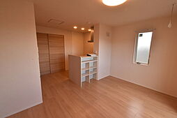 メタルフォックス 02020 2階1LDKのリビング/ダイニング