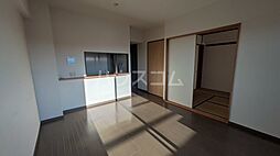 ロイヤルステージ松戸六実 5階3LDKのリビング/ダイニング