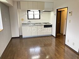 アクティブ平尾 301