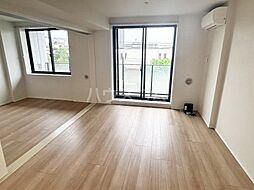 オーパスホームズ武蔵小金井 302 3階2LDKのリビング/ダイニング