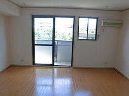 ピースフル和佐田 203 2階ワンルームのリビング/ダイニング