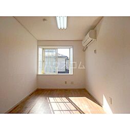 ジョイフル松戸 205 2階1Kのリビング/ダイニング