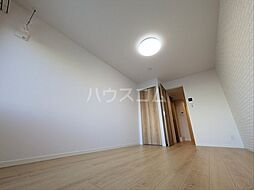 Ｔｈｅ　Ｇａｒｌａｎｄｓ 302 3階1Kのリビング/ダイニング