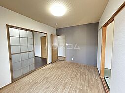 ハイカムールあすか　Ｂ 101 1階3DKのリビング/ダイニング