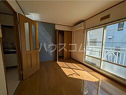 グリーンパレス 102 1階1Kのリビング/ダイニング