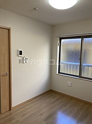 プリモつるみ 102 1階1Kのリビング/ダイニング