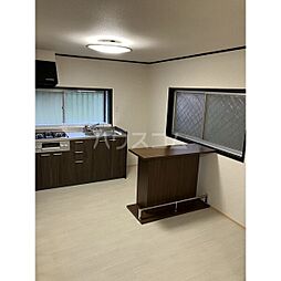 犬伏中町戸建て 1 1階4LDKのリビング/ダイニング