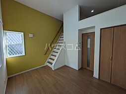 Mont Serenity 麻溝台 201 2階1Kのリビング/ダイニング