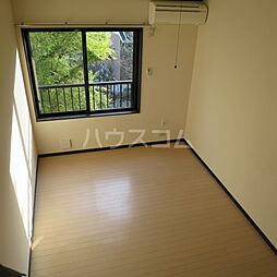 ラファエロ 0103 1階1Kのリビング/ダイニング