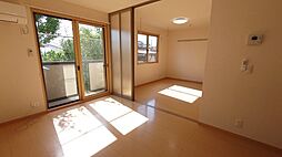 ソフィアＡ 201 2階1LDKのリビング/ダイニング