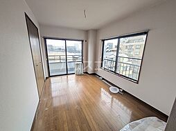 リプレ北綾瀬 402 4階2LDKのリビング/ダイニング