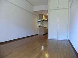 シティハウス多摩 302 3階ワンルームのリビング/ダイニング