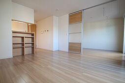 つくばエクスプレス 六町駅 徒歩11分の賃貸アパート 3階2LDKのリビング/ダイニング