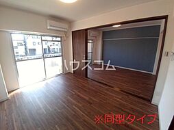 パークサイドスズキ 305 3階1LDKのリビング/ダイニング