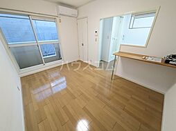 メゾンジョリ 205 2階ワンルームのリビング/ダイニング