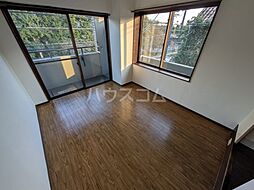 HOUSING101 201 2階ワンルームのリビング/ダイニング